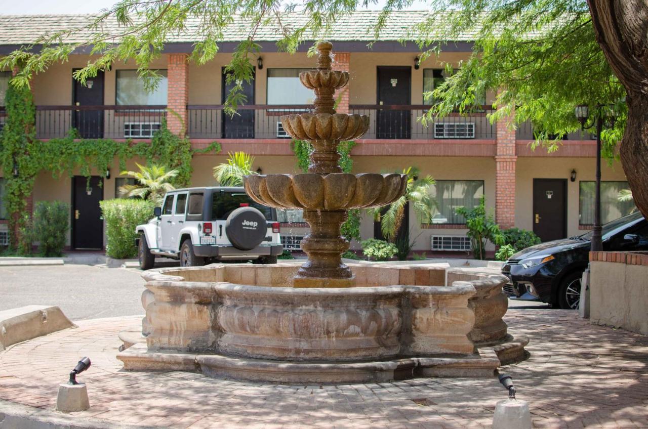 Hotel Siesta Real Mexicali Zewnętrze zdjęcie